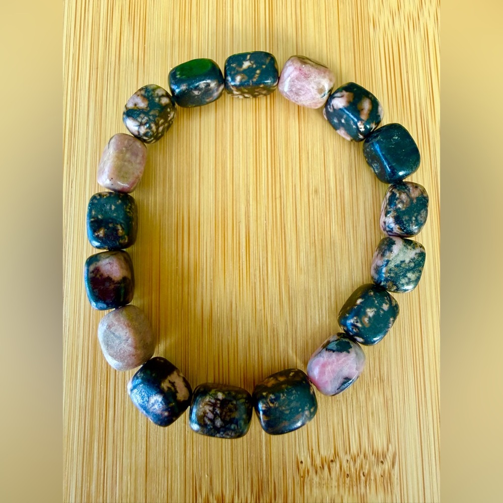 Rhodonite Tumbled Stone Stretch Bracelet - Picture 5 of 5